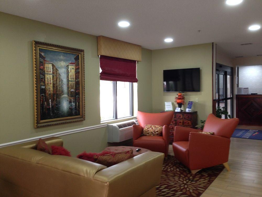 Baymont By Wyndham Savannah/garden 3*