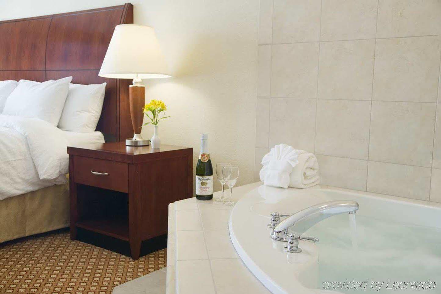 Hilton Garden Midtown 3* Savannah