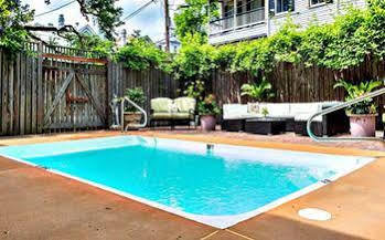 Bed & Breakfast Amethyst Garden 4*