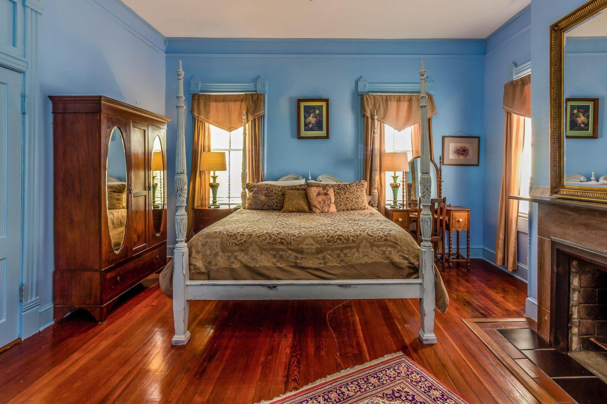 Amethyst Garden Bed & Breakfast Savannah