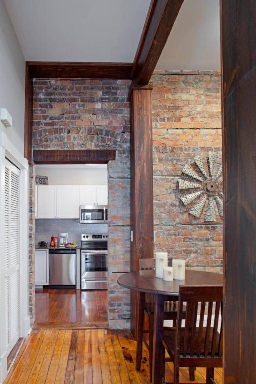 414 Waldburg A - Newly Renovated Apt With Outdoor Space! Apartment