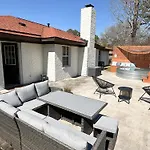 Cozy Oasis 15Min To Dt & Tybee, Home Away From Home - The Nest