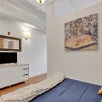 Lush Savannah Loft - Near Plant Riverside District