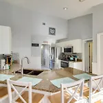 Pet-Friendly Savannah Gem - 12 Mi To Tybee Island!