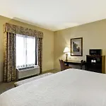 Hampton Inn & Suites Savannah Historic District