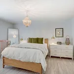Crawford Carriage House
