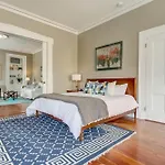 23 E York Street Unit 1