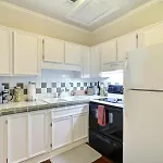 121 W Jones Suite Loft 4F
