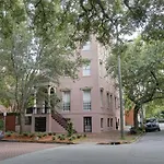 121 W Jones Suite Loft 4F