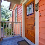 Coral Cottage