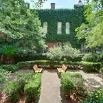 Liberty Street Retreat