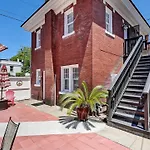 Drayton Place 1A & 1B