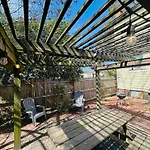 Private Triplex Sleeps 22 Starland District