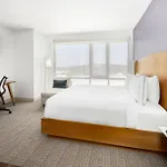 Element Savannah Midtown