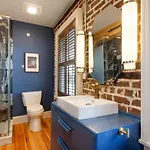 King Suite 4Th Floor Downtown Hotel Boutique