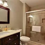 The Hickory By Low Country Rentals