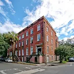 201 York #2 - Newly Renovated Parkside Apt!