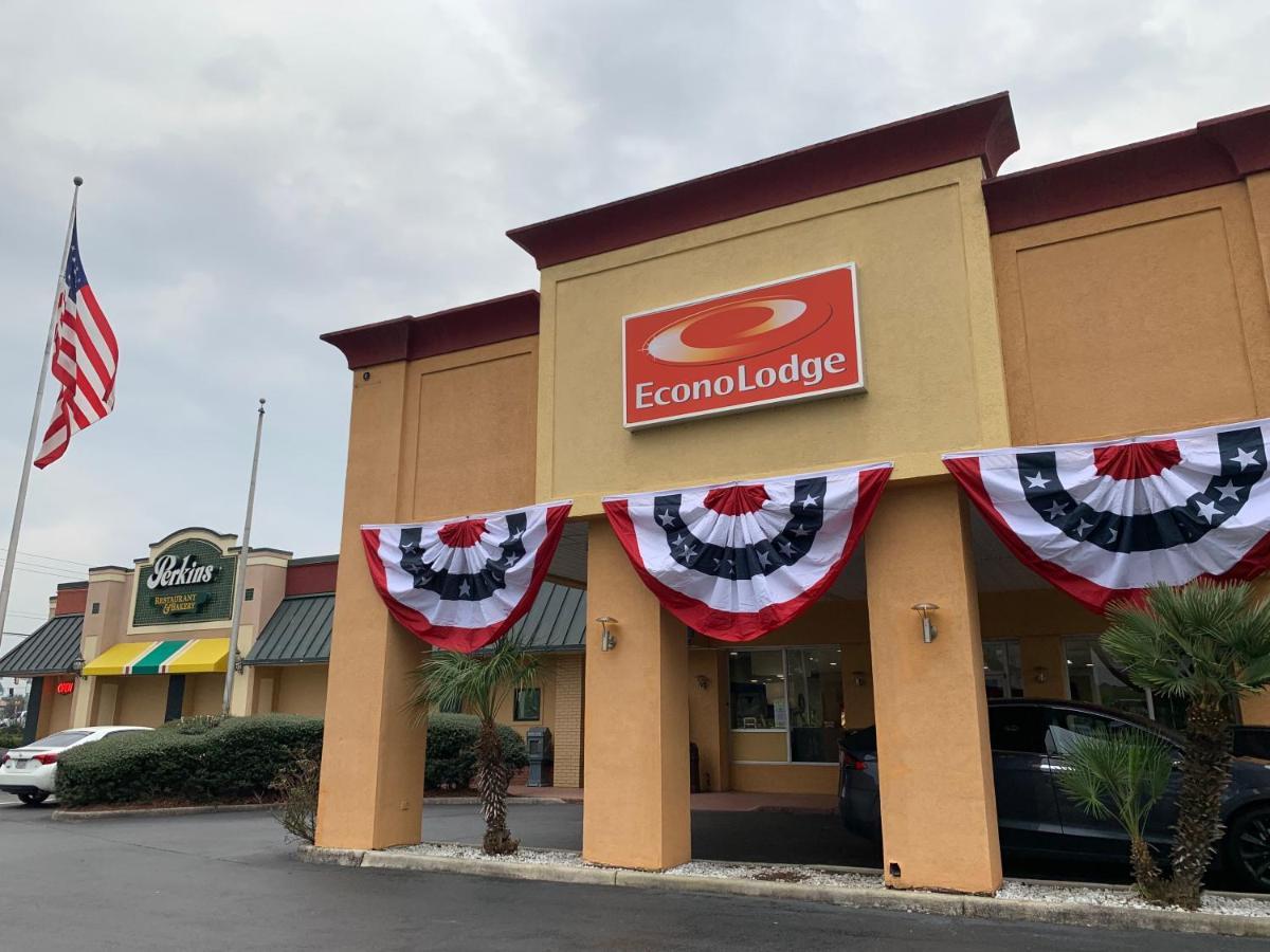 Econo Choice I-95 Gateway Hotel 3*
