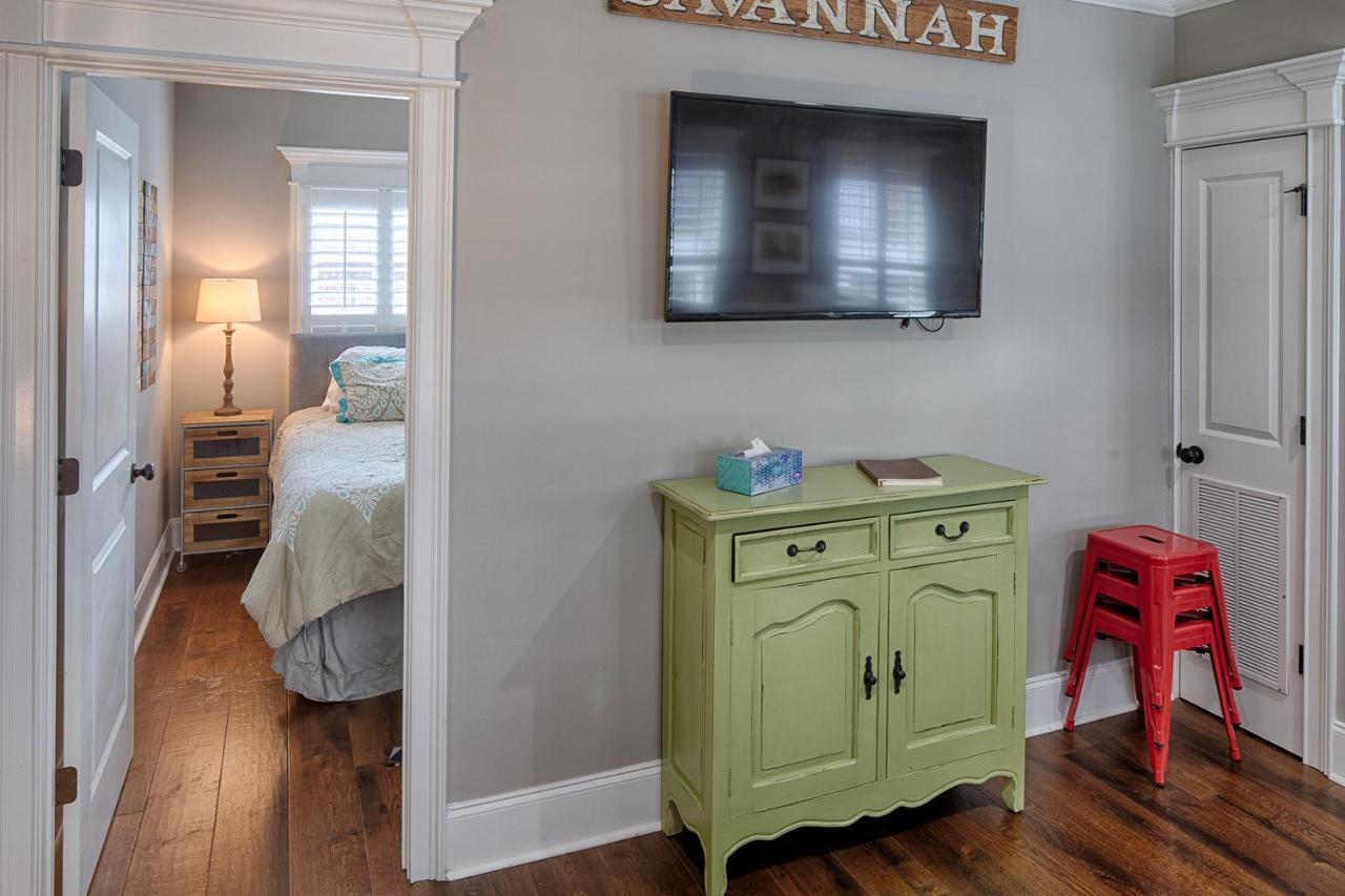 Liberty Street Redbrick Town And Carriage House Holiday home Savannah
