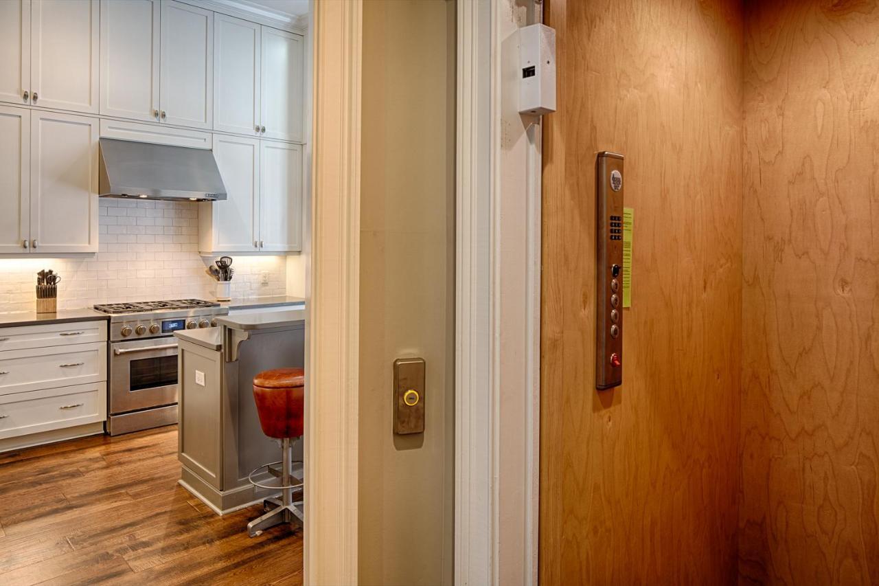 Liberty Street Redbrick Town And Carriage House Holiday home