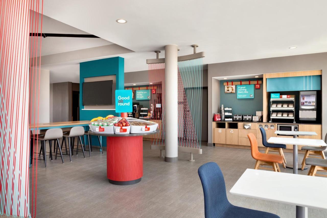 Avid - South - Gateway By Ihg Savannah
