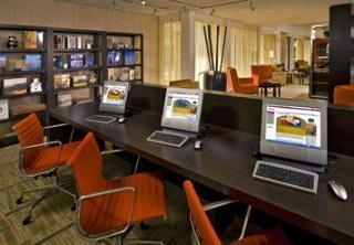 Hotel Courtyard By Marriott Midtown Savannah