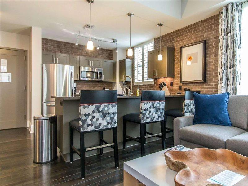 Bluegreen Vacations Homes At Ellis Square, Ascend Aparthotel 3*