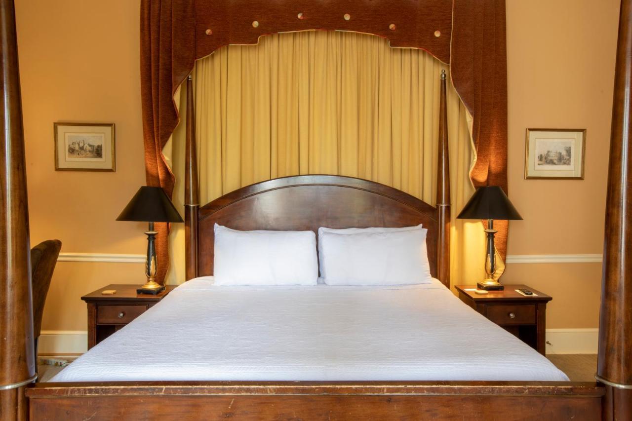 Foley House Bed & Breakfast 4*