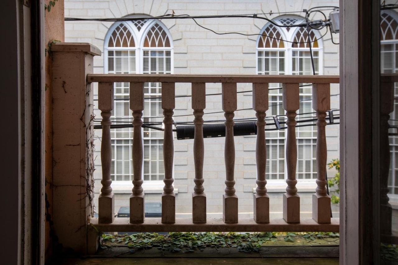 Foley House 4*