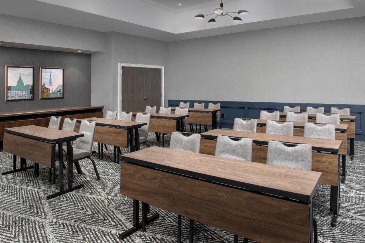 Courtyard By Marriott Downtown - Historic District Hotel