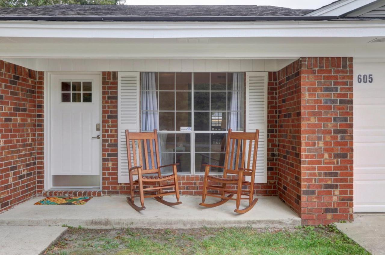 Pooler Travelers Retreat Iii - Entire House -