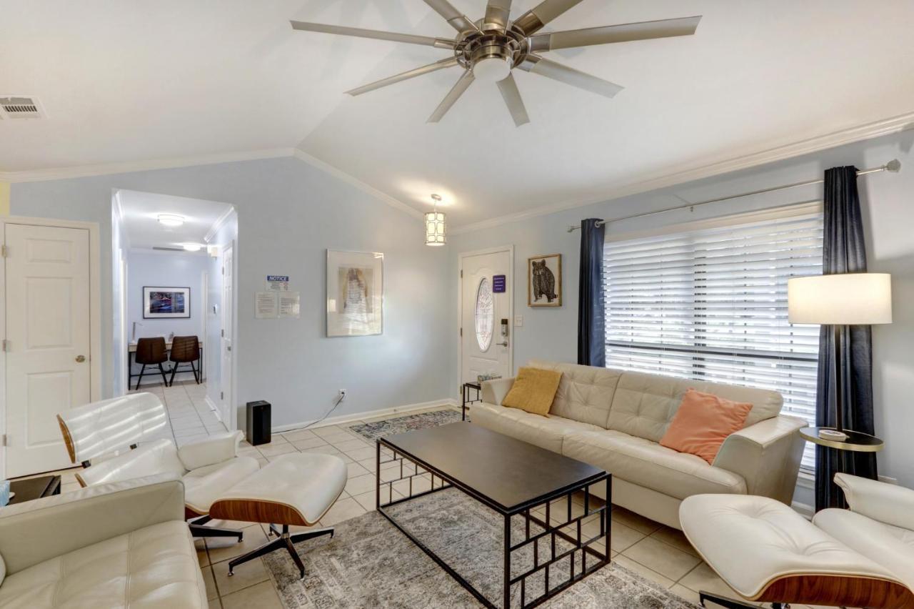 Pooler Travelers Retreat I - Entire House -