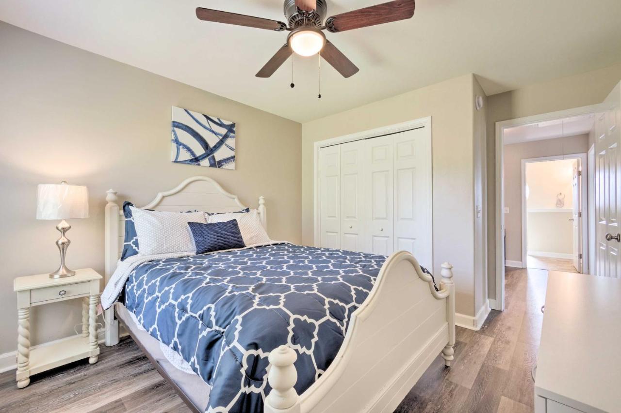 Spacious Pooler With Family-friendly Perks