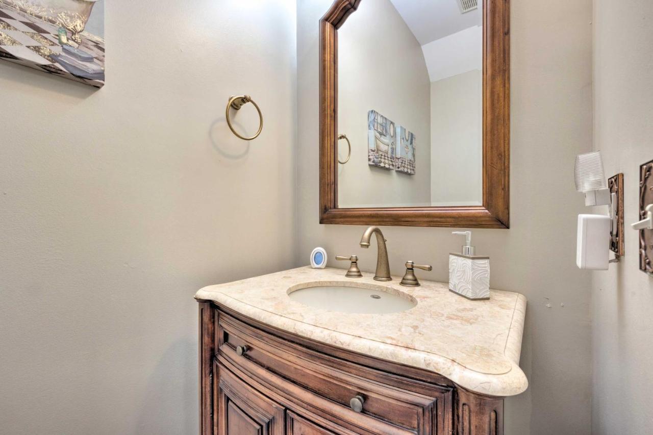 Spacious Pooler With Family-friendly Perks Savannah