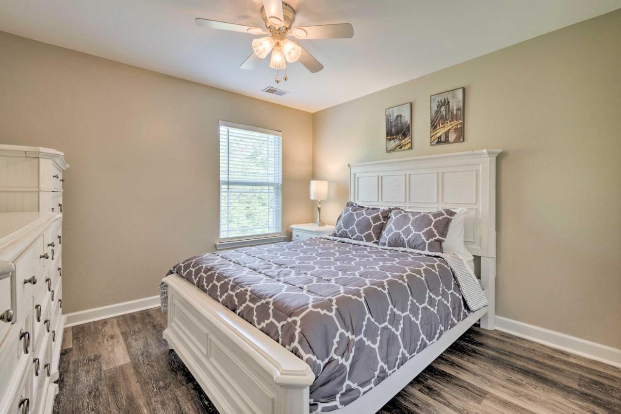 Spacious Pooler With Family-friendly Perks Savannah