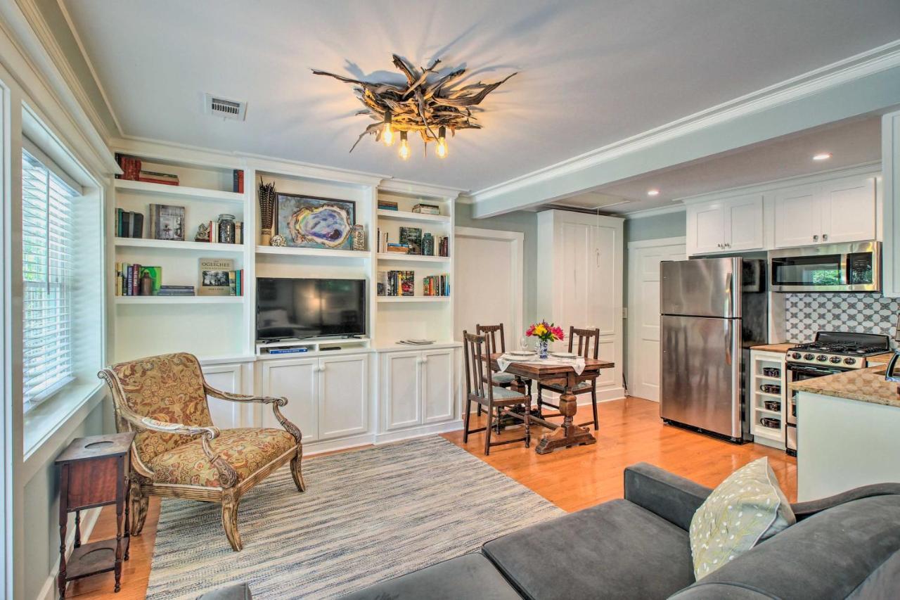 Apartment Elegant Hideaway With Private Garden Savannah