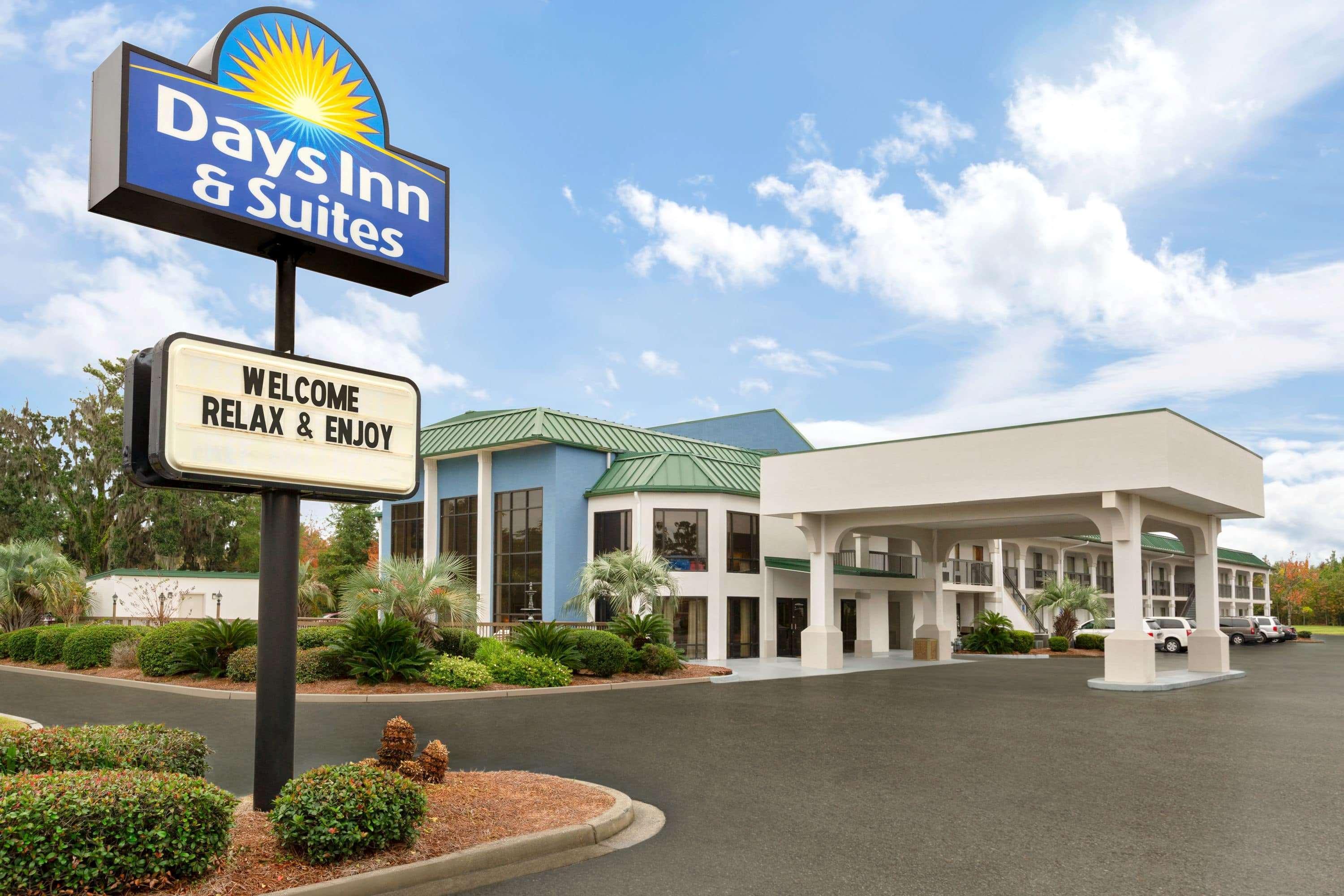 Days & By Wyndham Midtown 2*