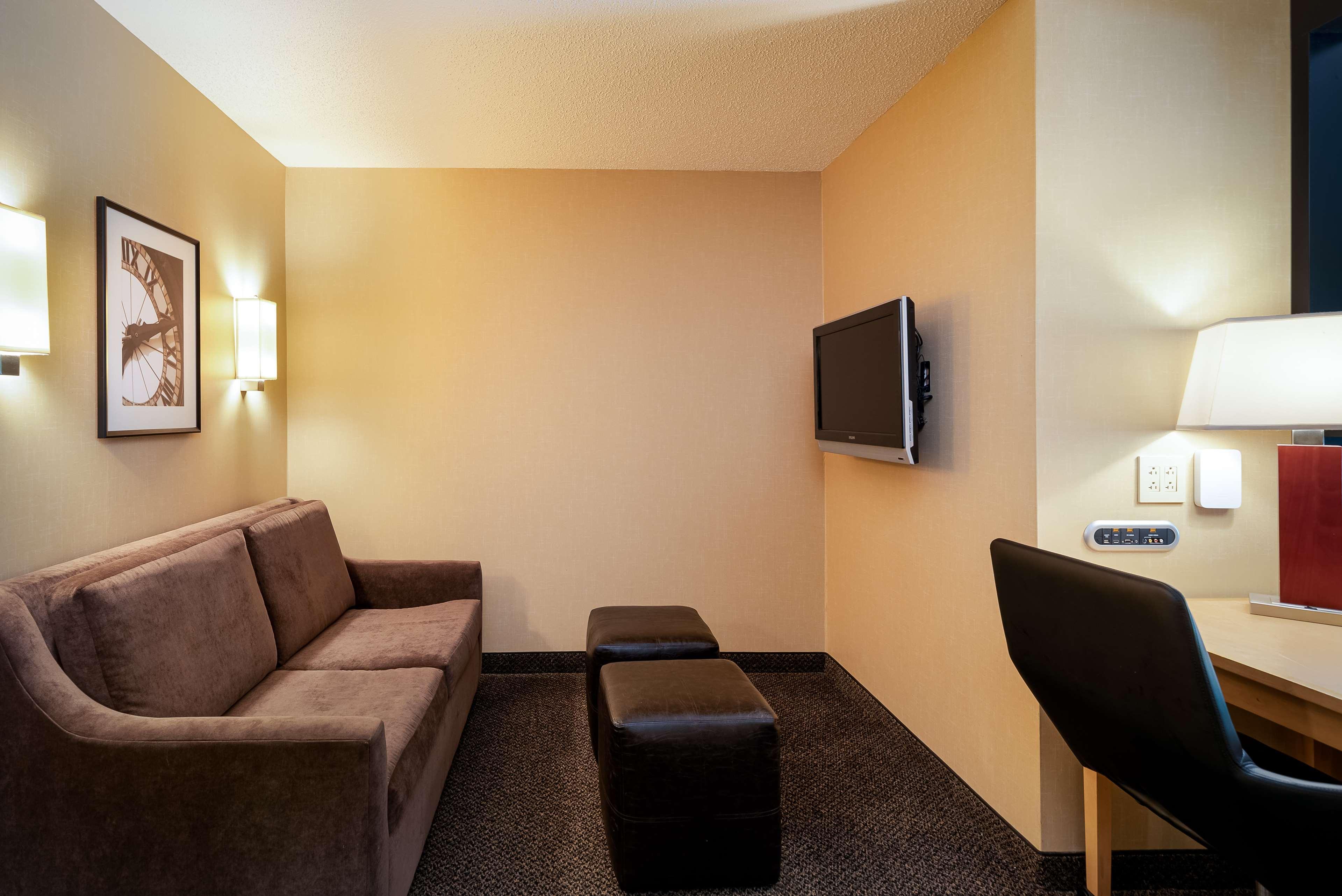 Doubletree By Hilton Airport Hotel Savannah