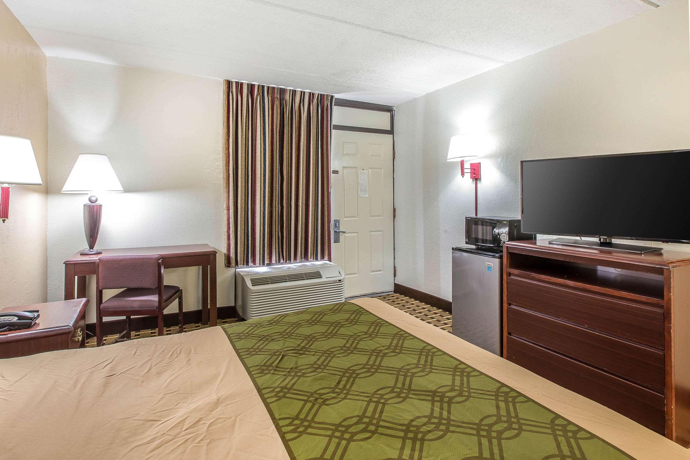 Econo Midtown 2* Savannah