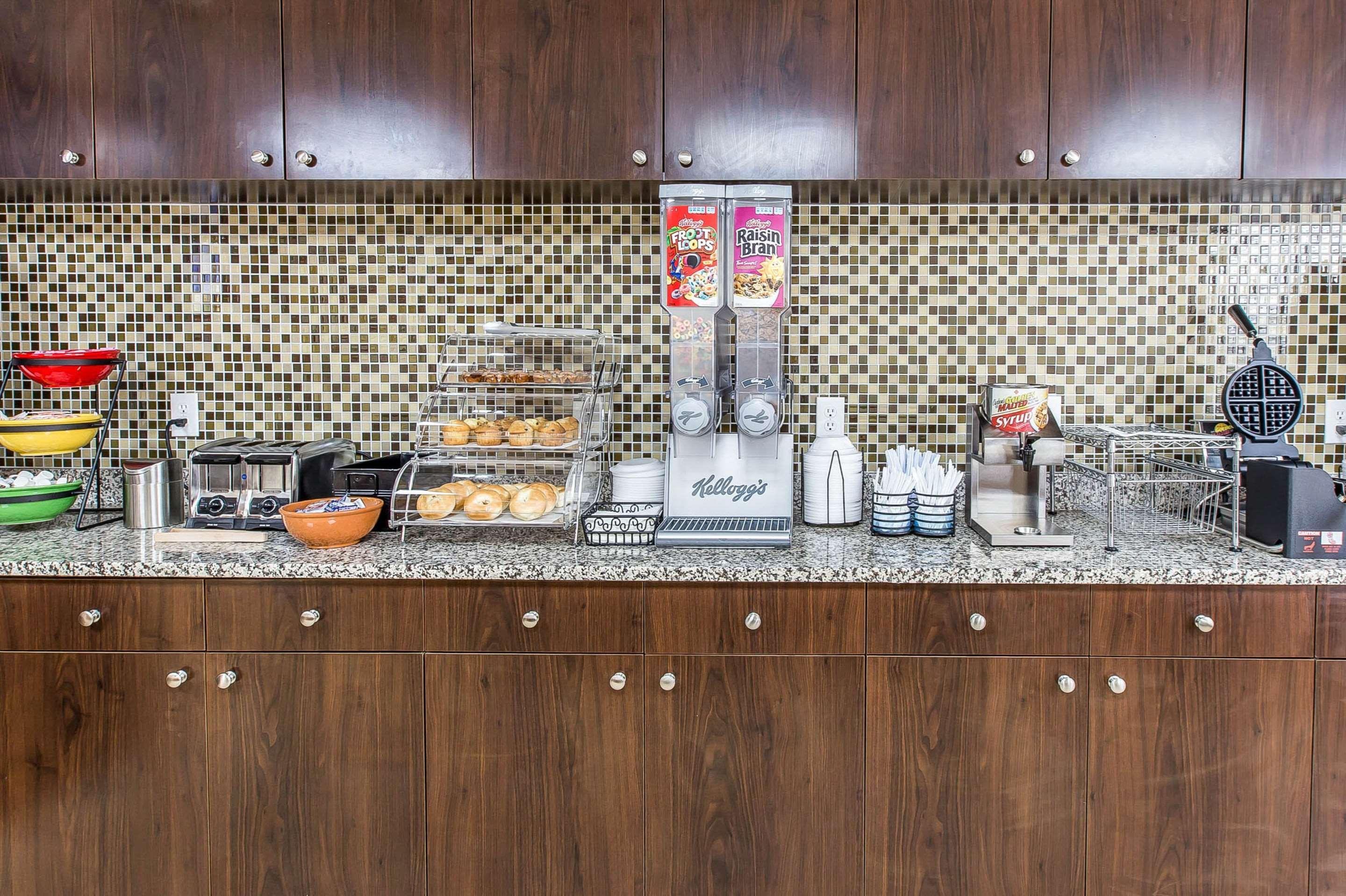 Econo Midtown 2* Savannah