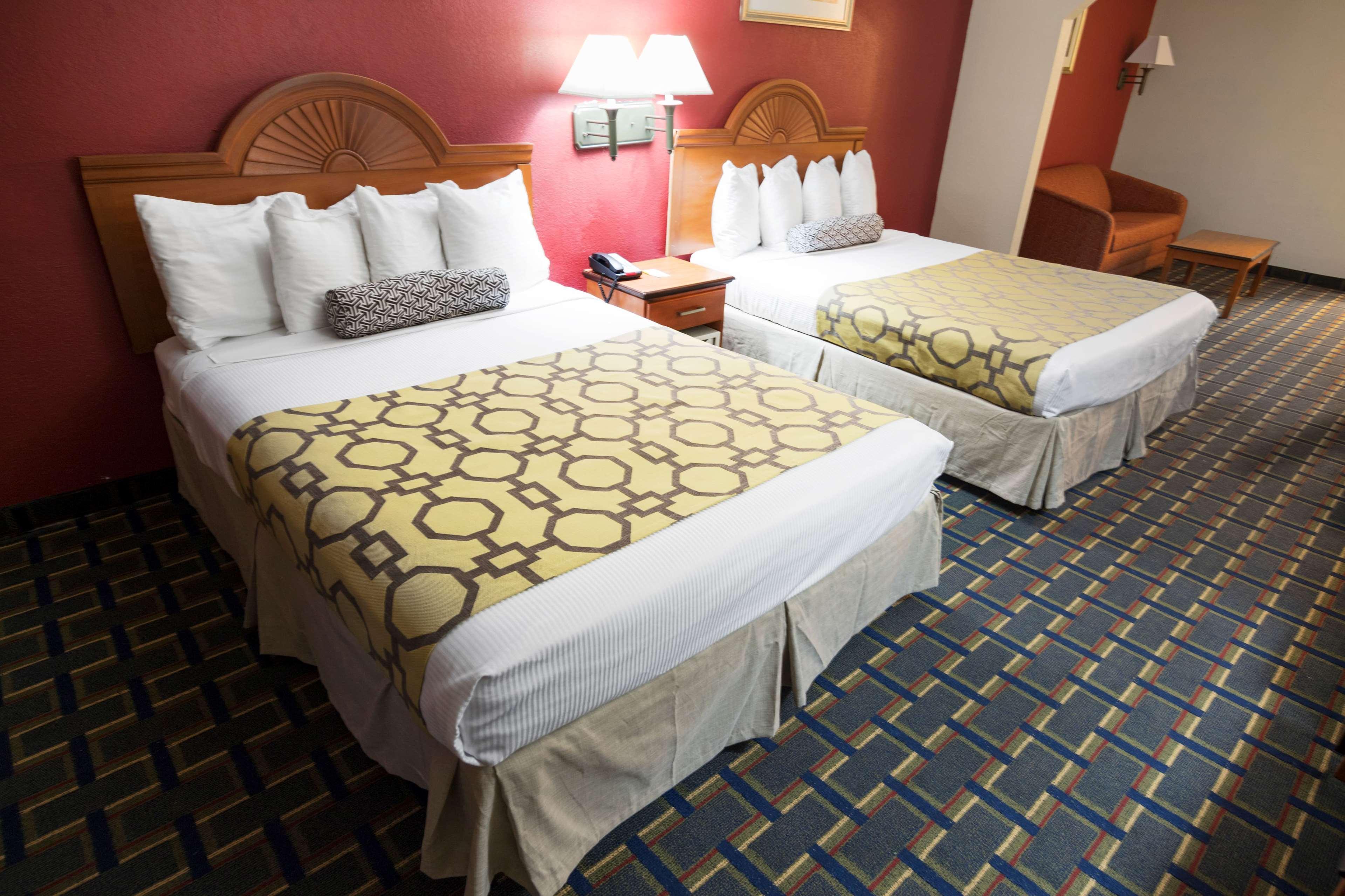 Baymont By Wyndham Pooler/savannah Hotel Savannah
