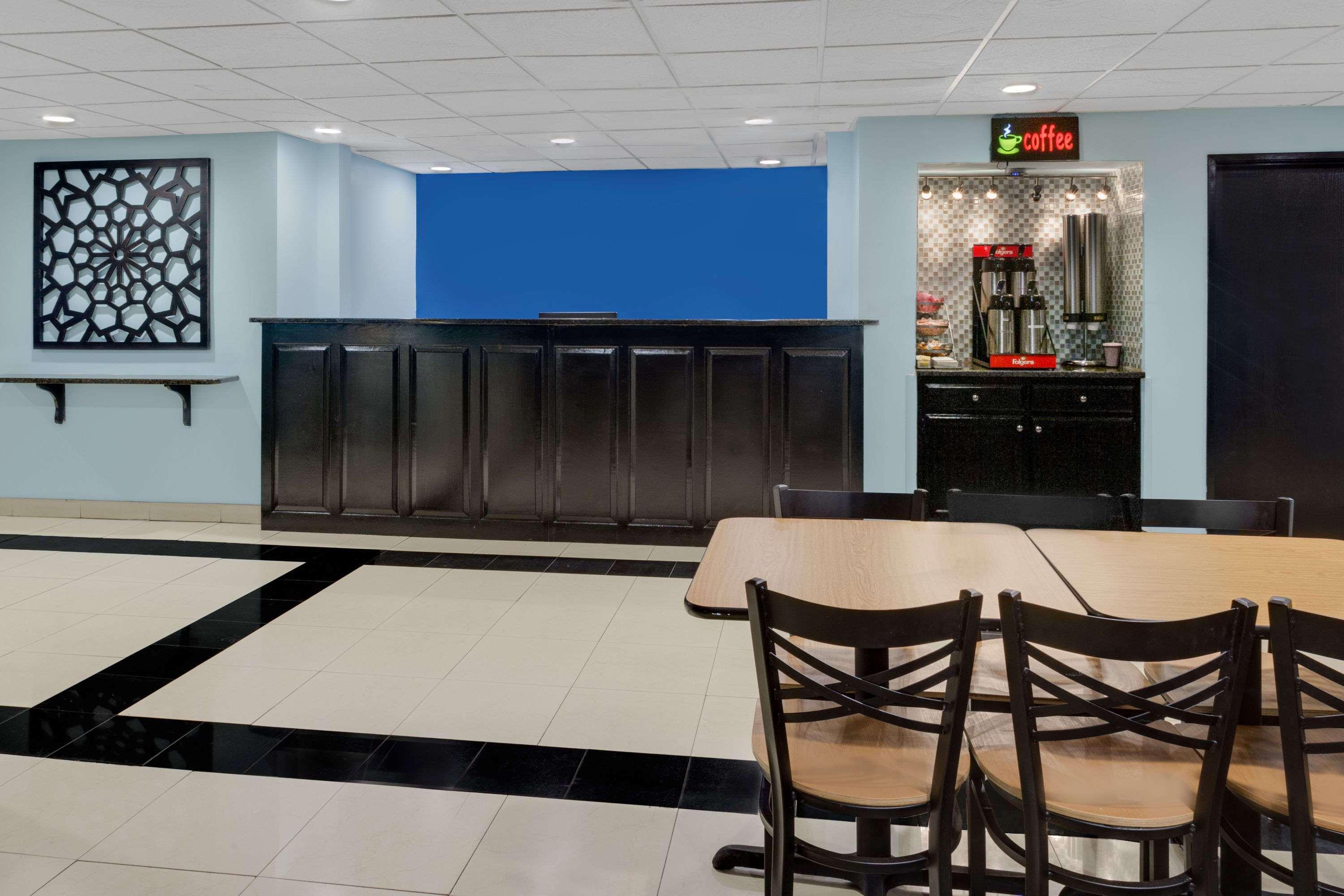 Baymont By Wyndham Pooler/savannah 3*
