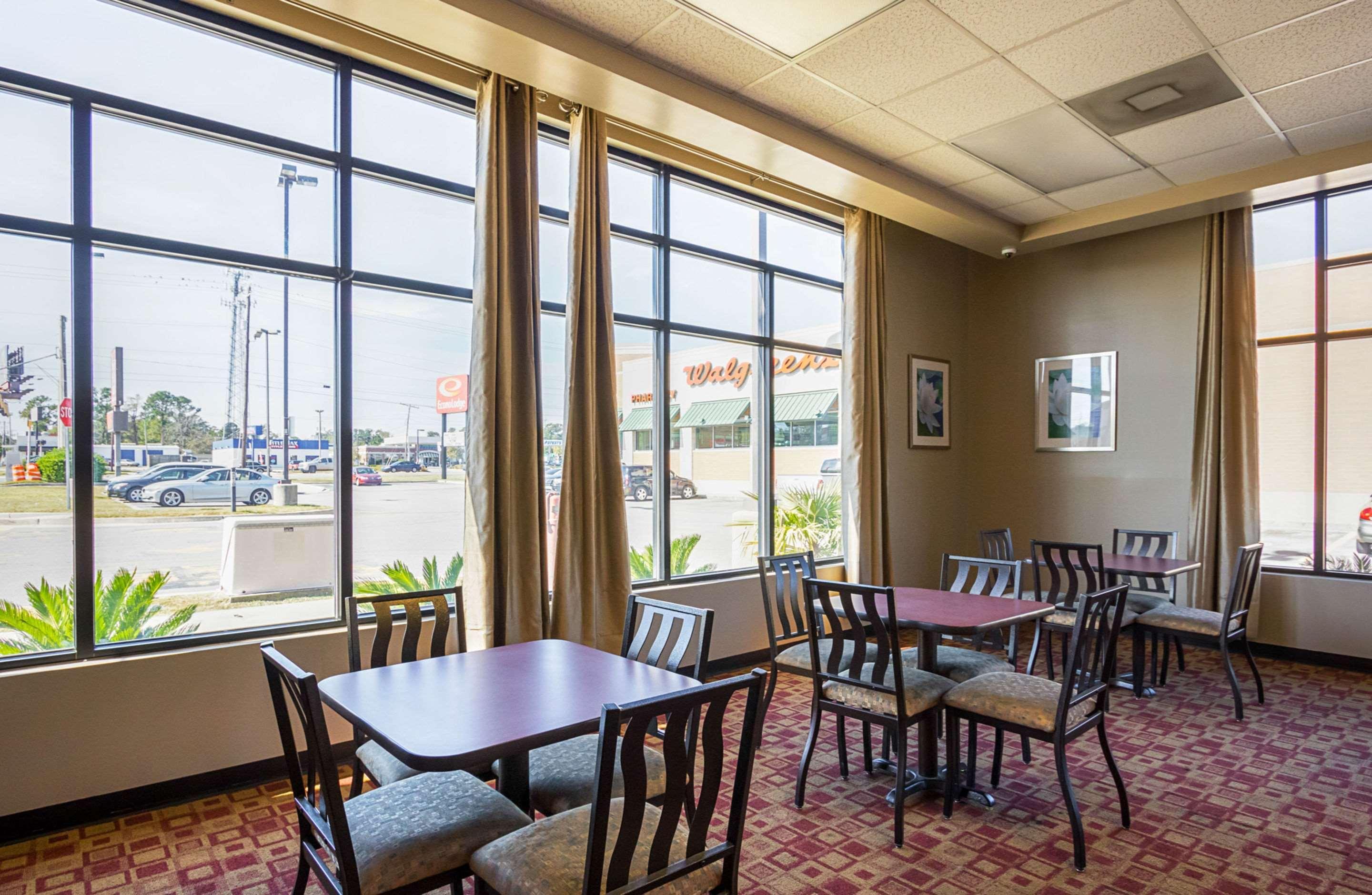 Econo Lodge