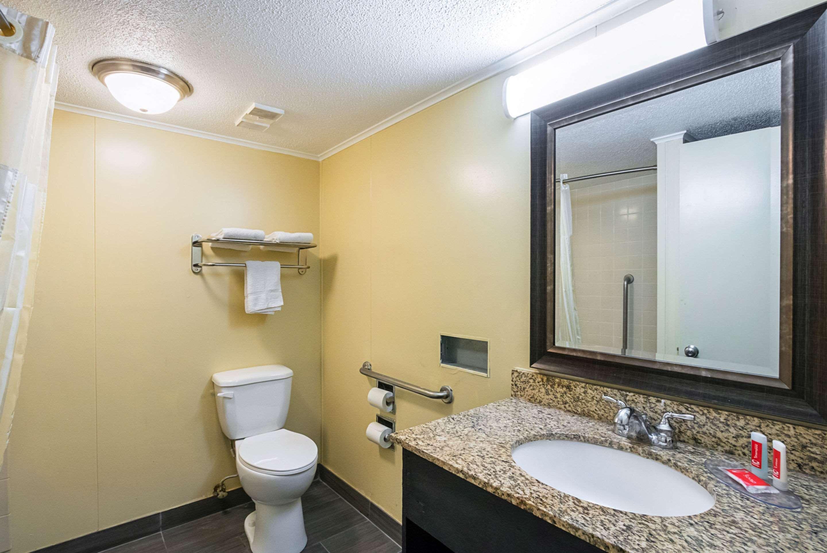 Lodge Econo Savannah