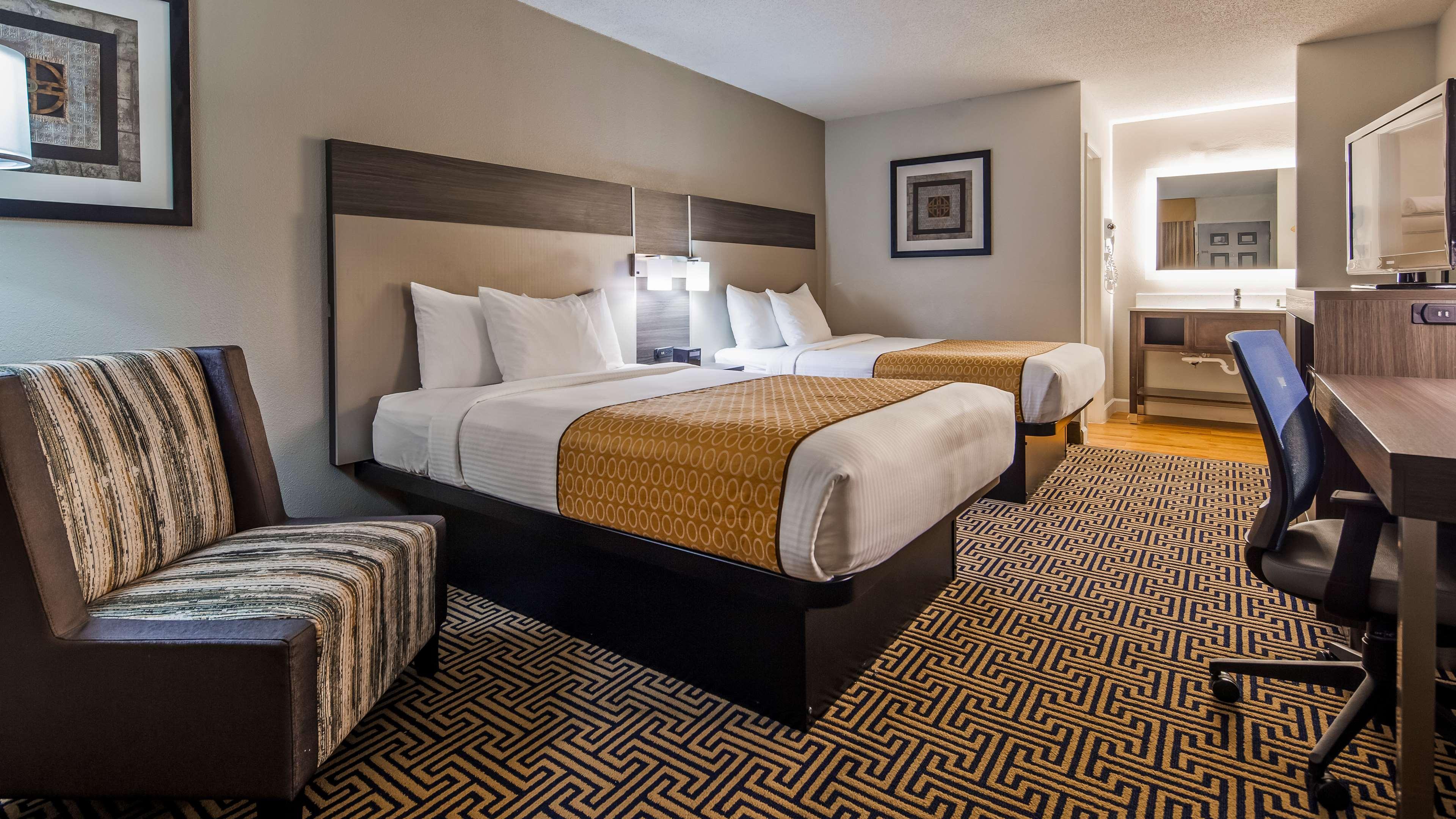 Western Hotel 3*