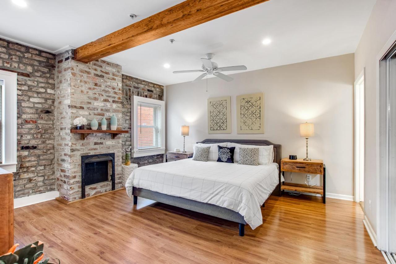 Historic Market - Loft Off Broughton Too Apartment Savannah
