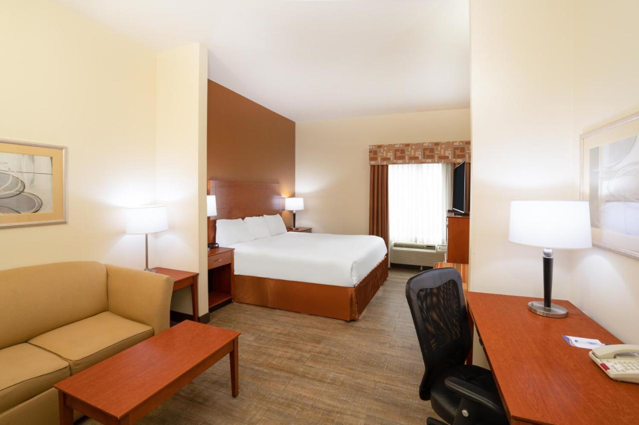 Hotel Baymont By Wyndham South Georgetown