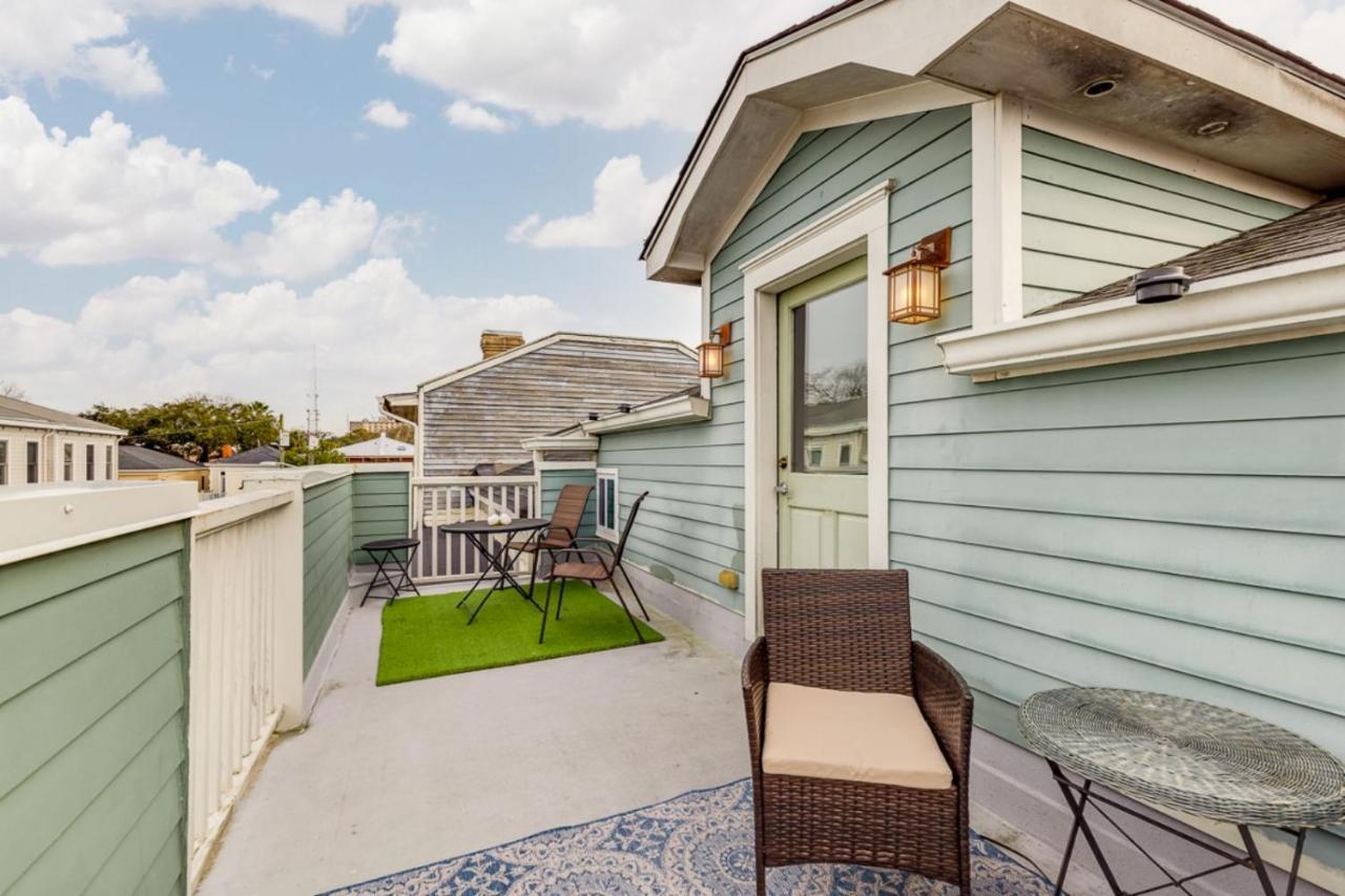 Historic Downtown Patio Retreat Holiday home