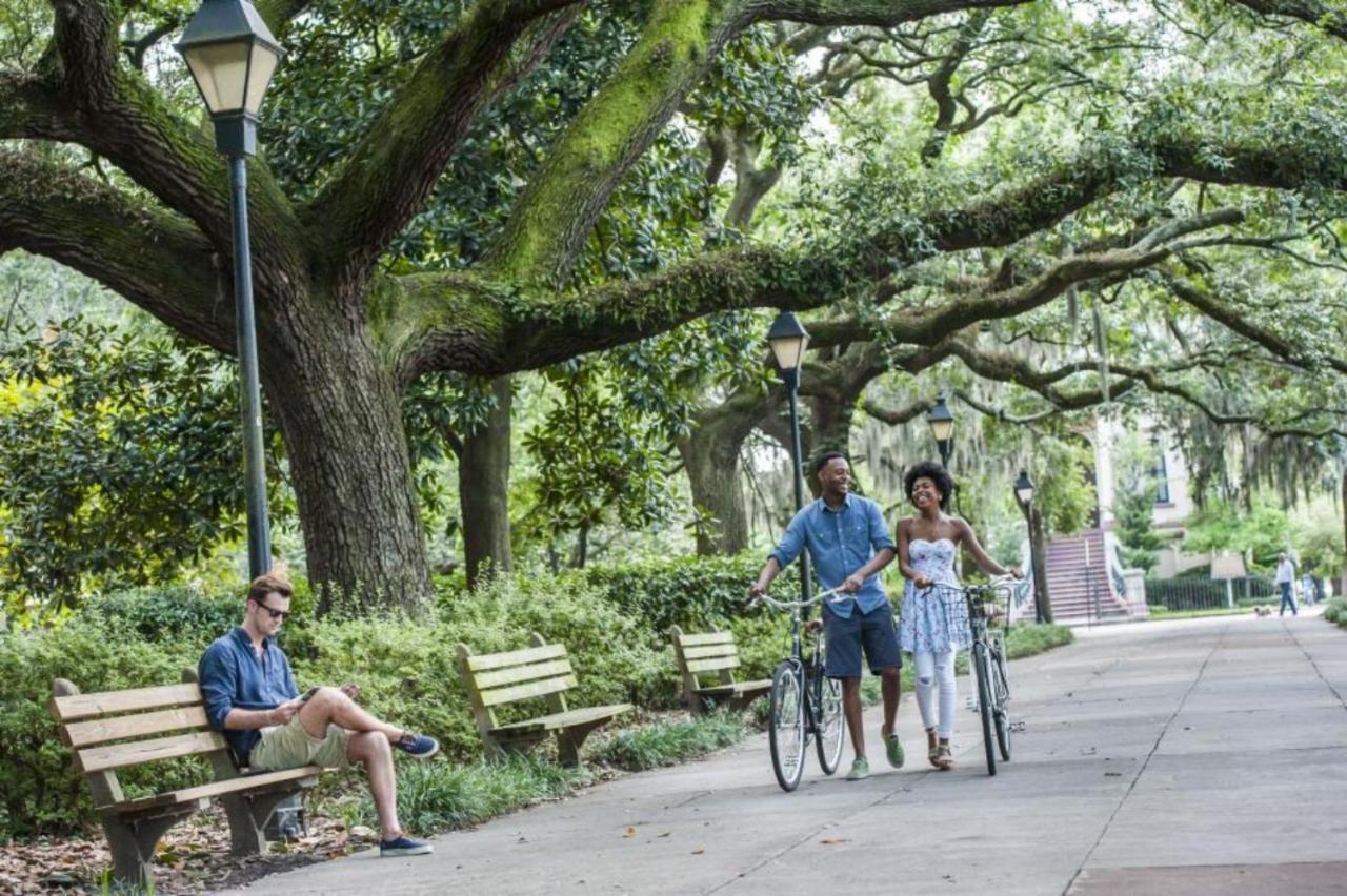 Historic Downtown Patio Retreat Holiday home Savannah