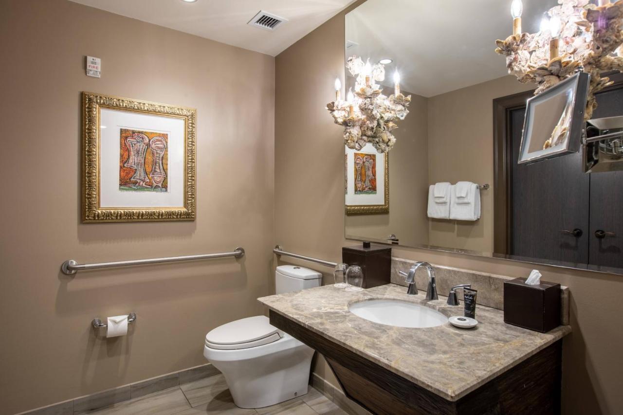 Hotel The Bohemian Riverfront, Autograph Collection Savannah